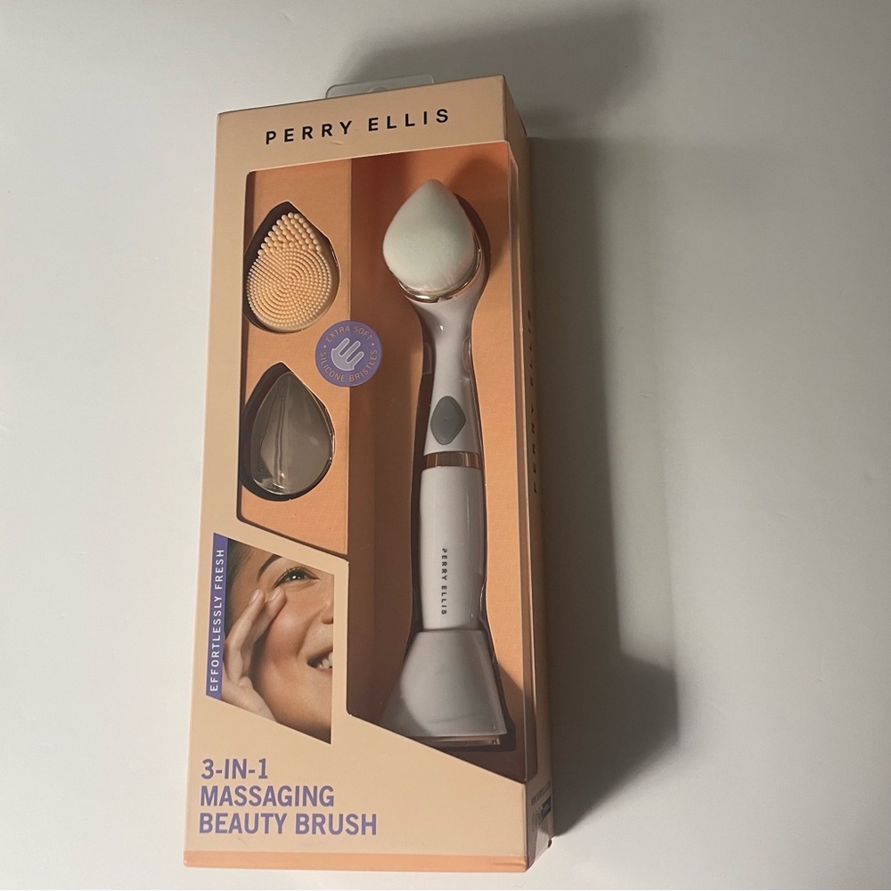 Perry Ellis 3 in 1 Massaging Beauty Brush - White